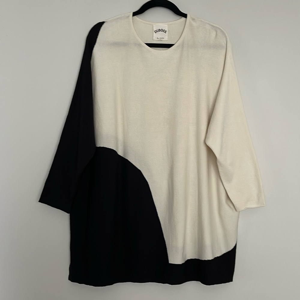 DUBGEE x Whoopi Two-Tone Womens Oversize Drop Shoulder Sweater Size M